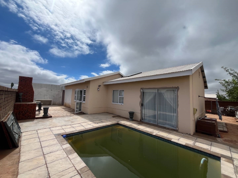 3 Bedroom Property for Sale in Blydeville Northern Cape